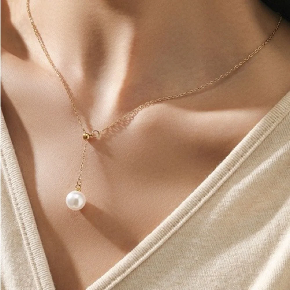 Pearl Drop Necklace (7210)